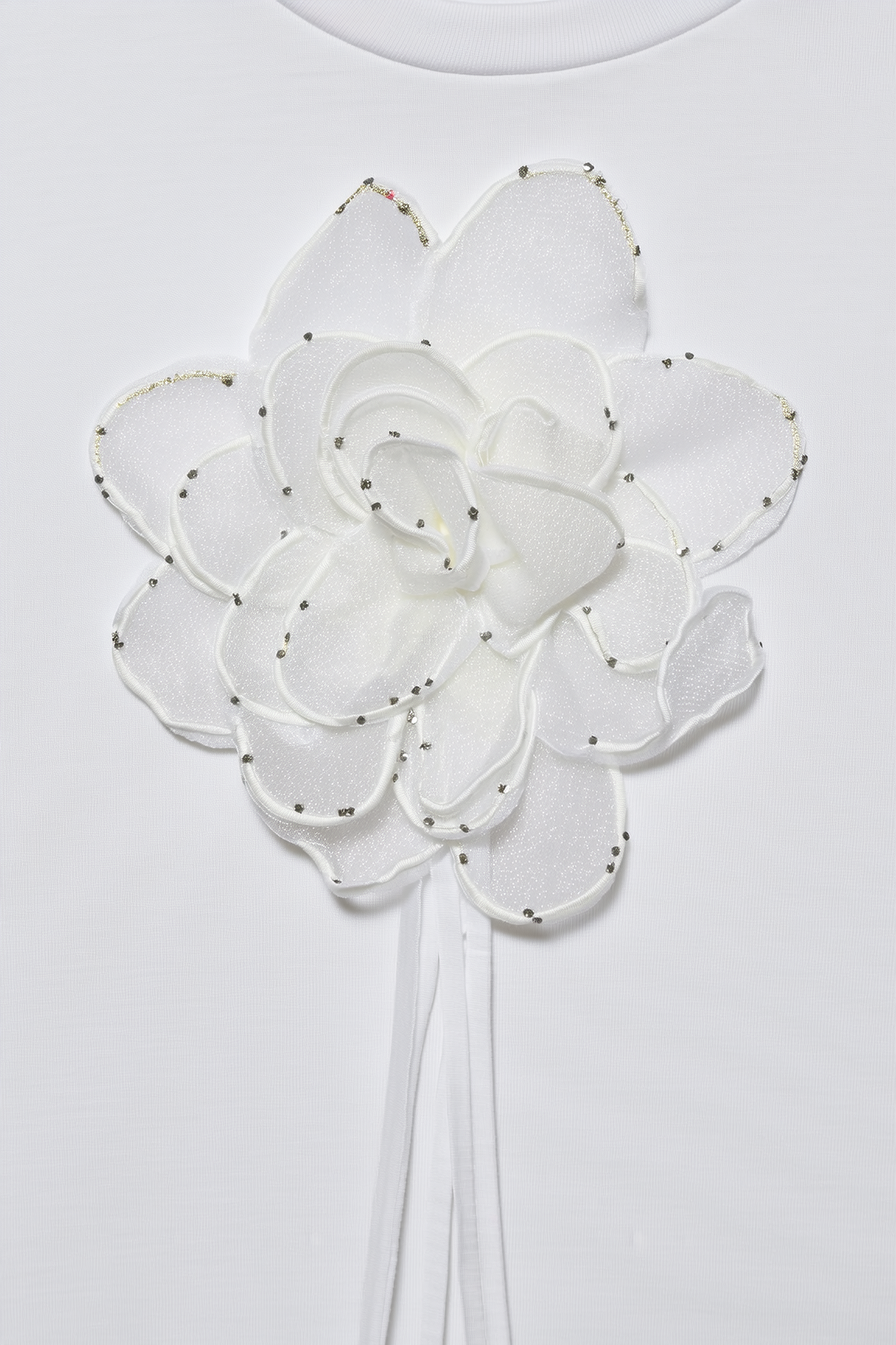 White Pristine Bloom Floral T-Shirt